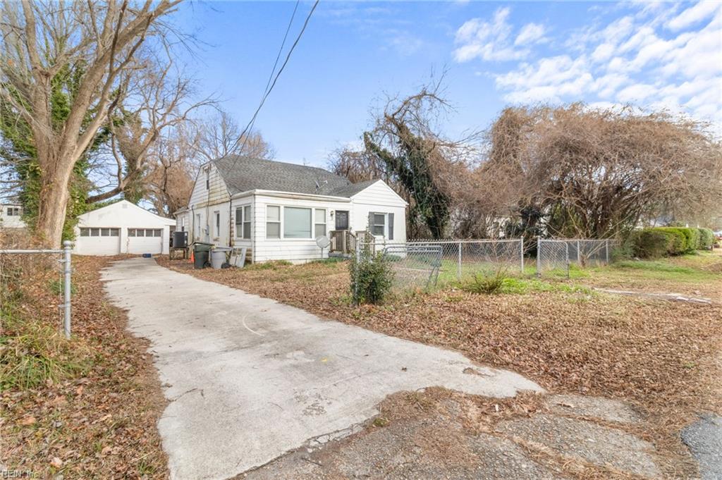 7 Beverly ST