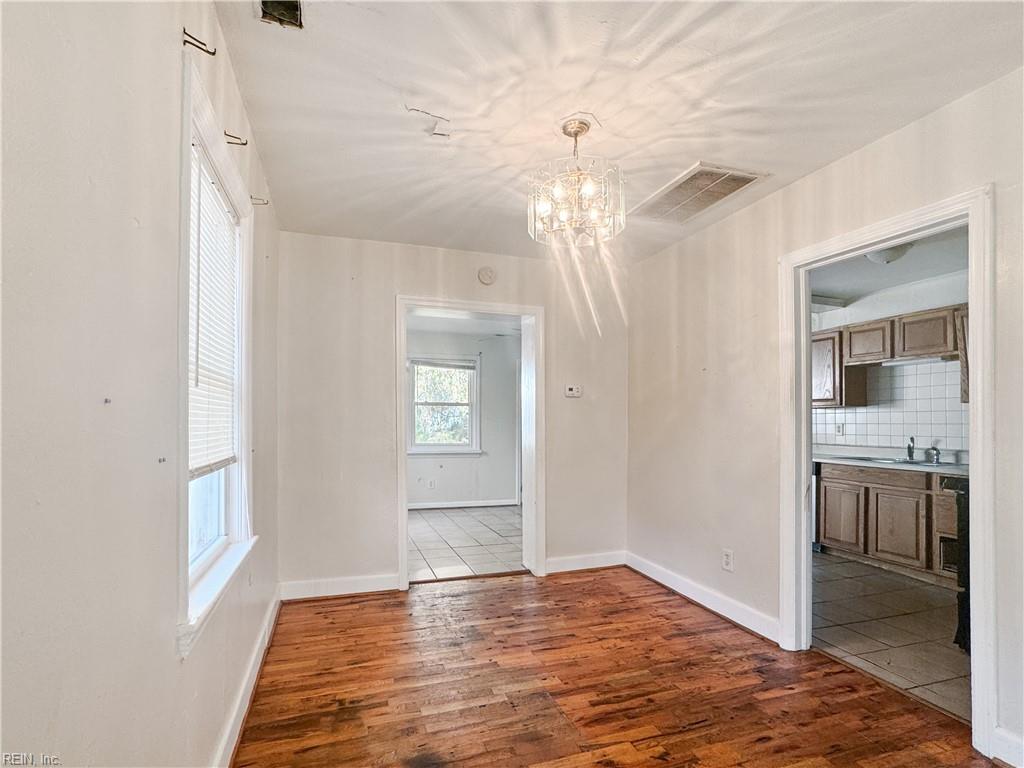 7 Beverly ST