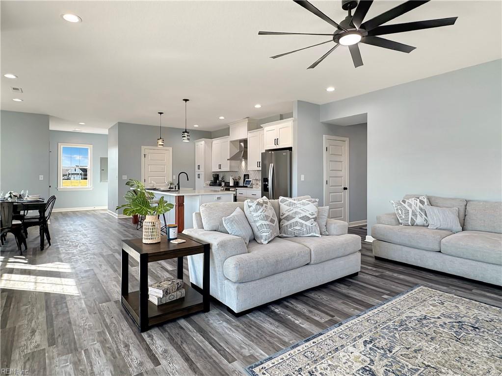 516 Keel WAY