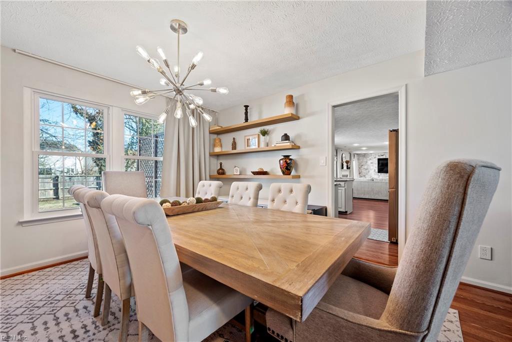 22 Lucas Creek RD