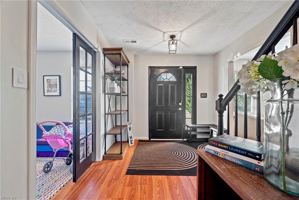 22 Lucas Creek RD