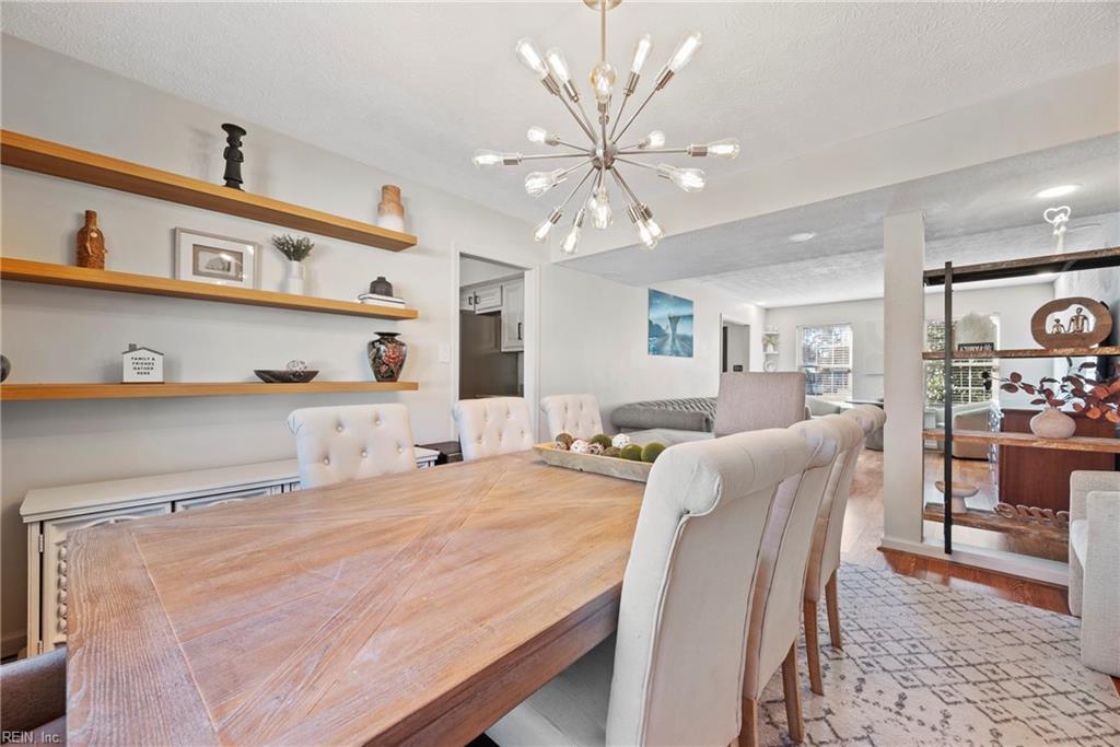 22 Lucas Creek RD