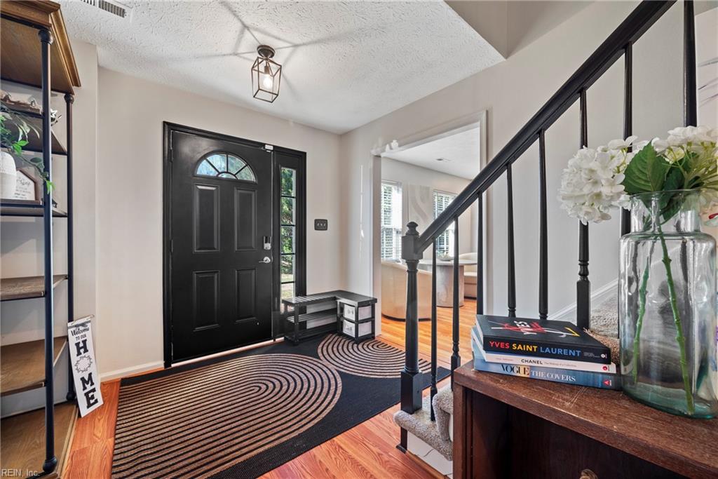 22 Lucas Creek RD