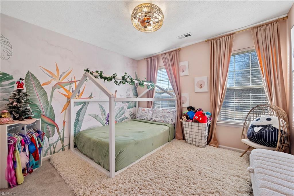 22 Lucas Creek RD