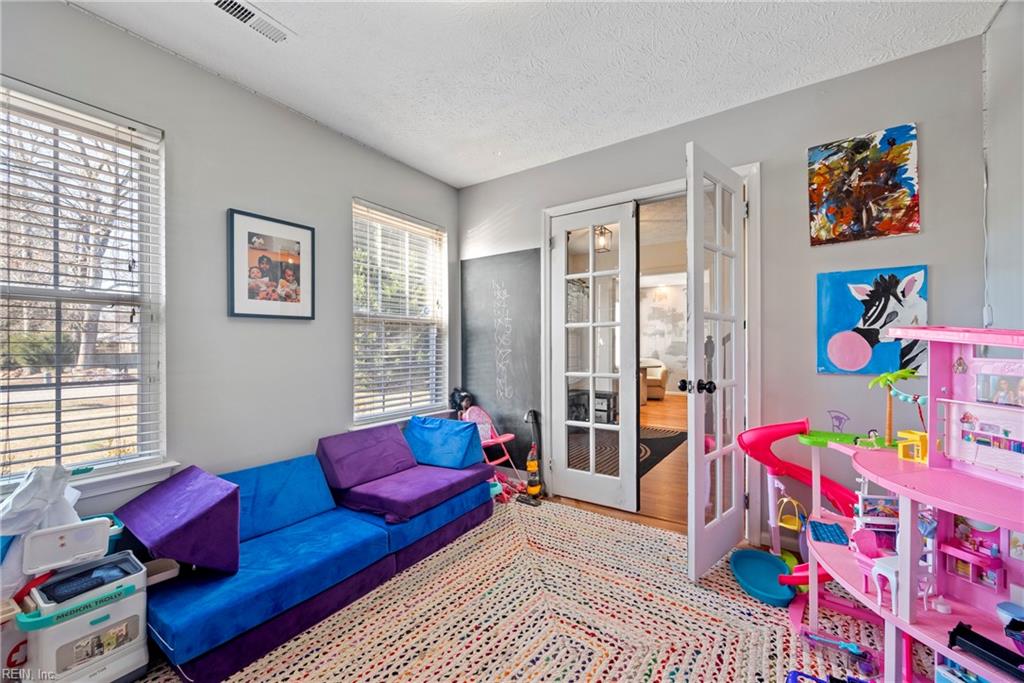 22 Lucas Creek RD