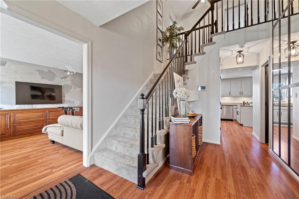 22 Lucas Creek RD