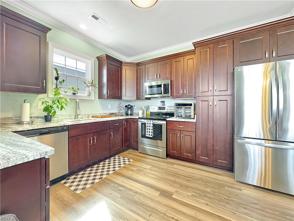 504 Keel WAY