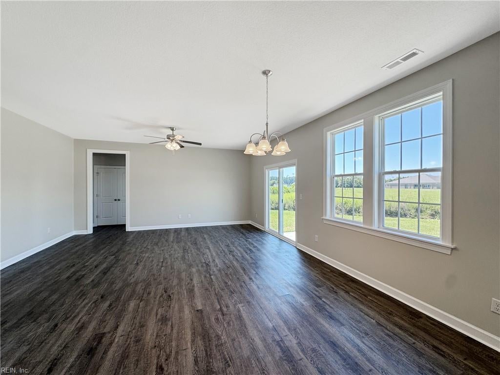 303 Genoa DR