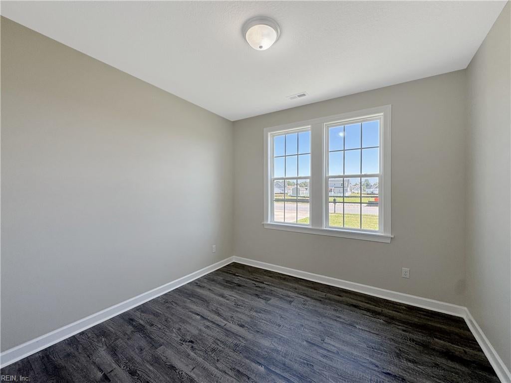 303 Genoa DR