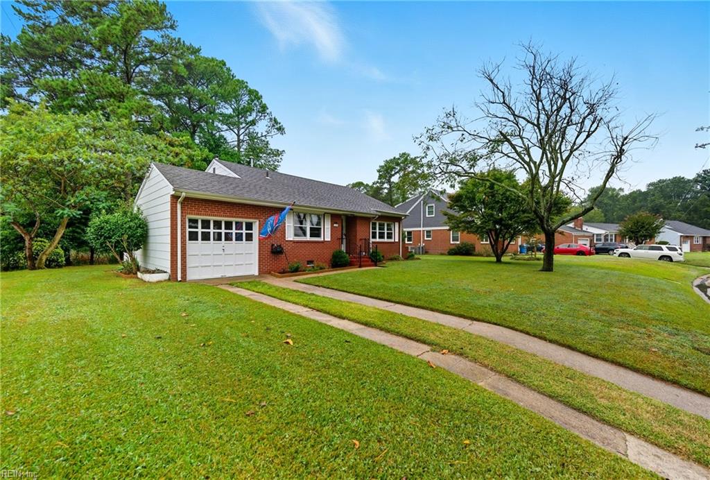 1220 Boxwood DR