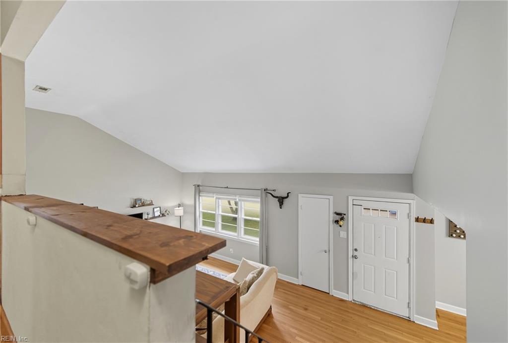 1220 Boxwood DR