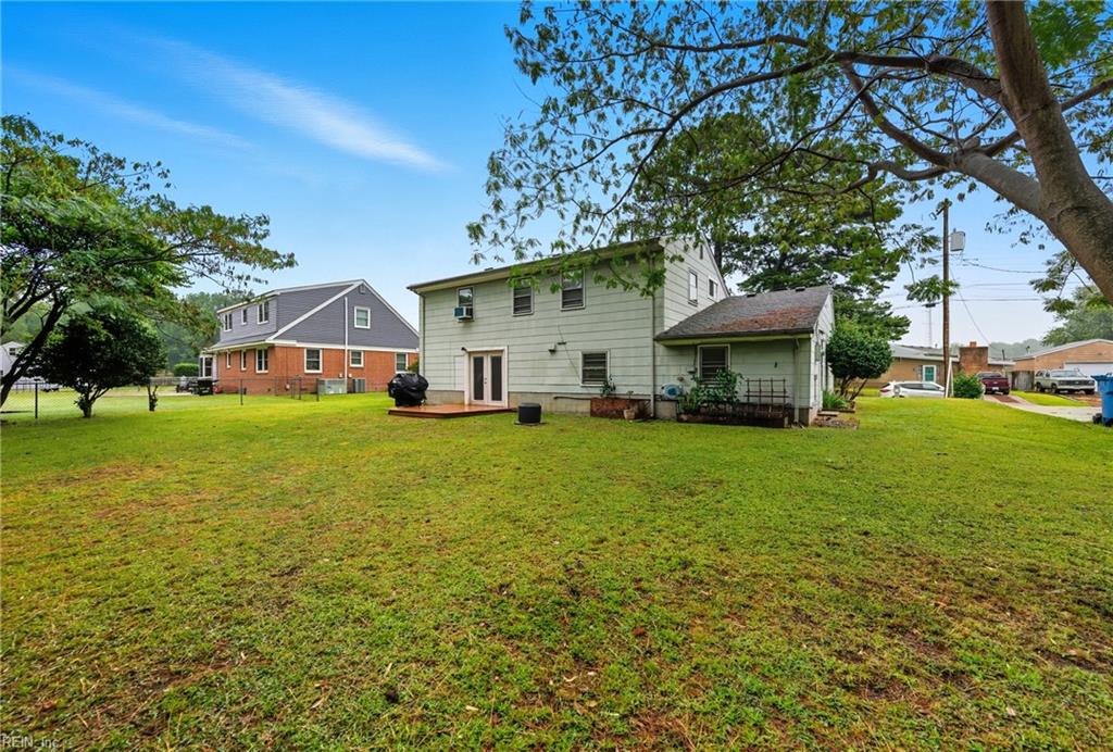 1220 Boxwood DR