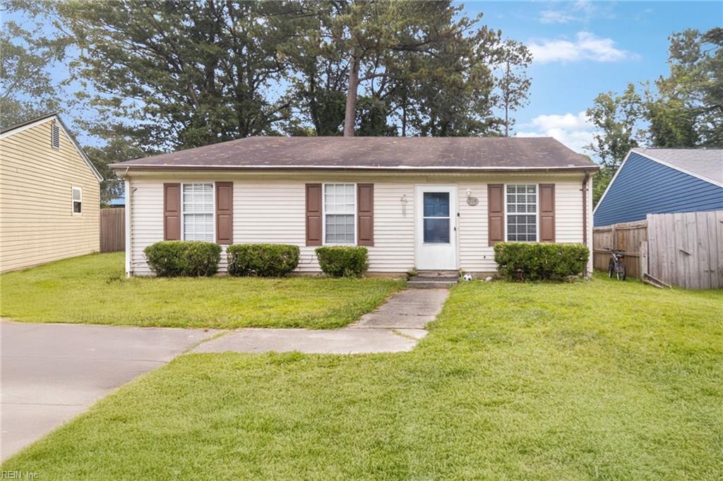 224 Dozier LN