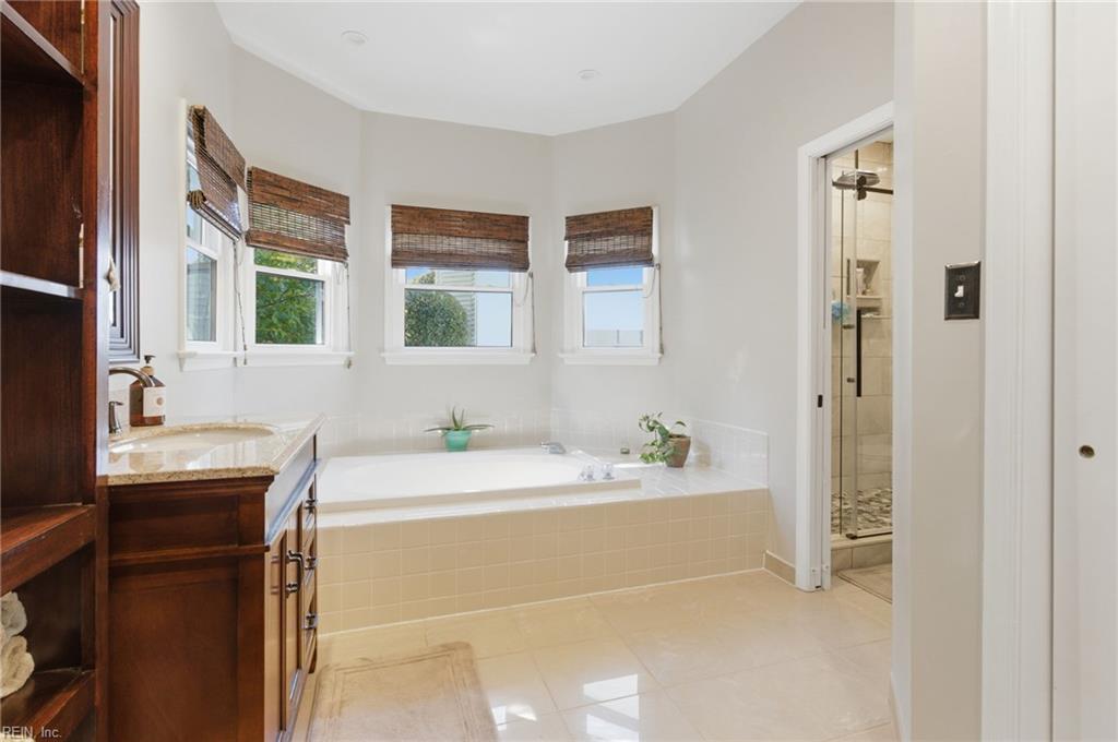 2632 Christopher Farms DR