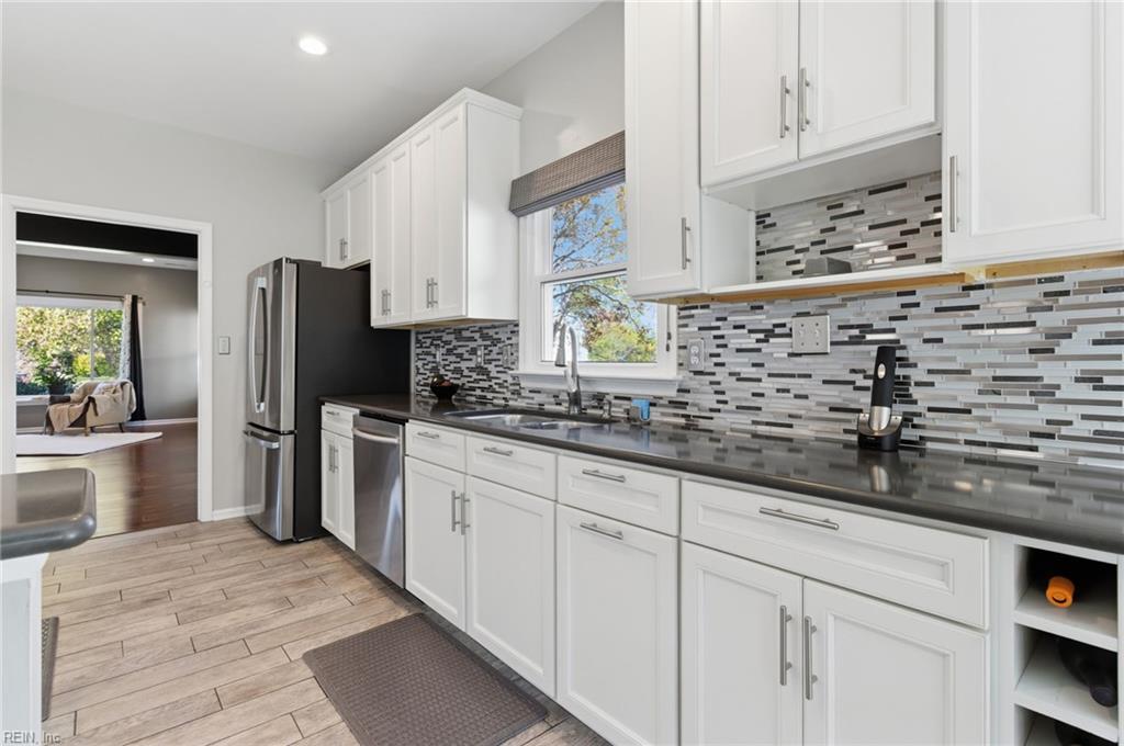 2632 Christopher Farms DR