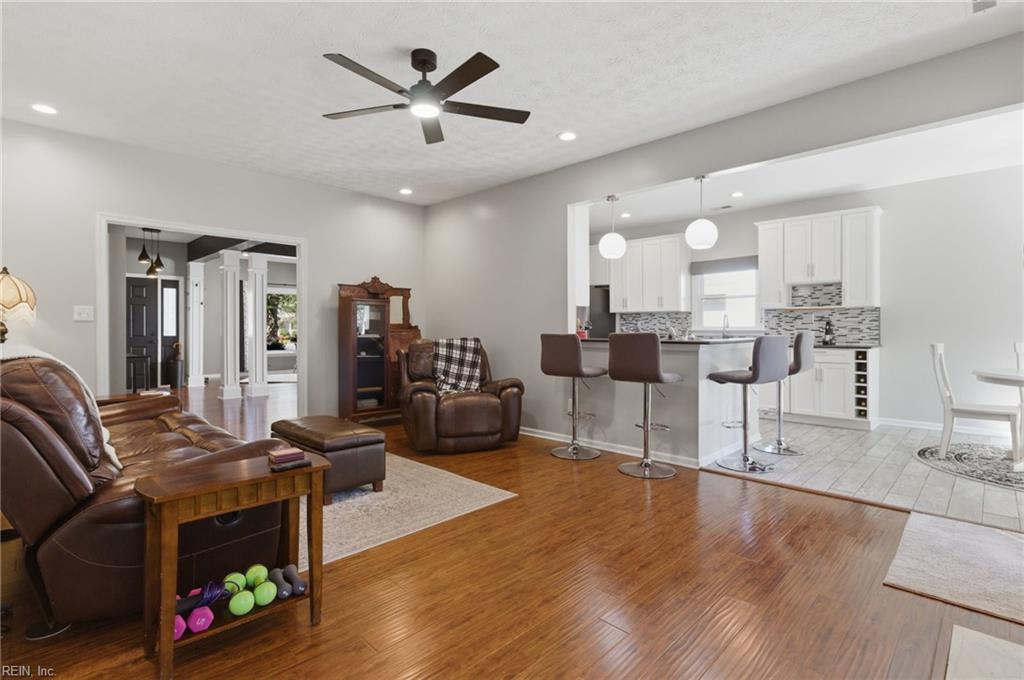 2632 Christopher Farms DR