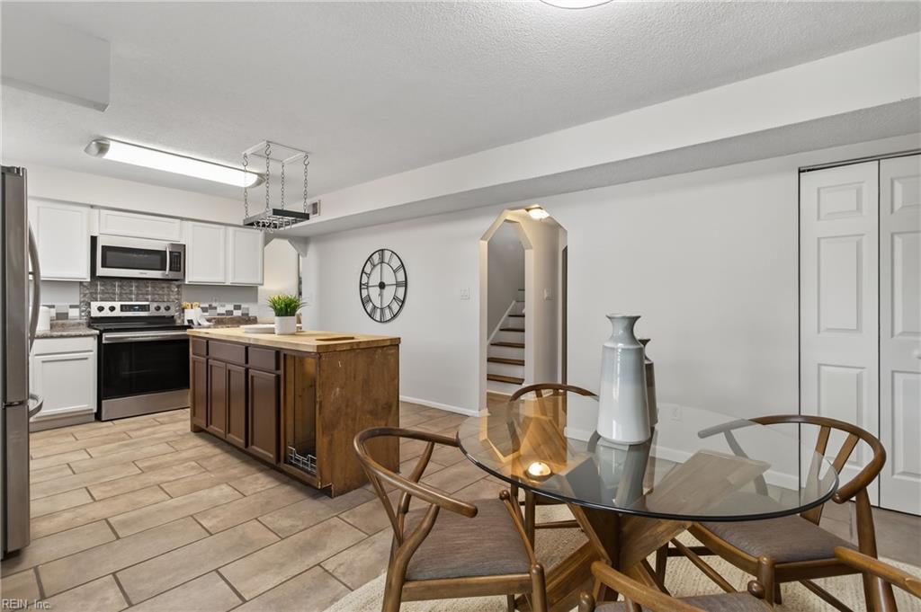 3252 Sugar Creek DR