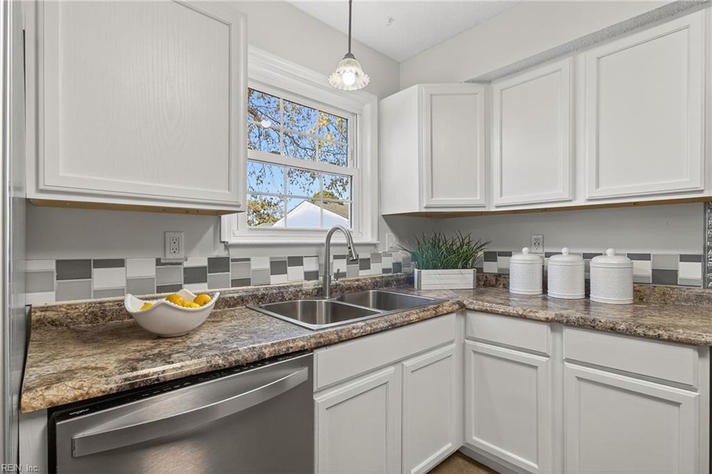 3252 Sugar Creek DR