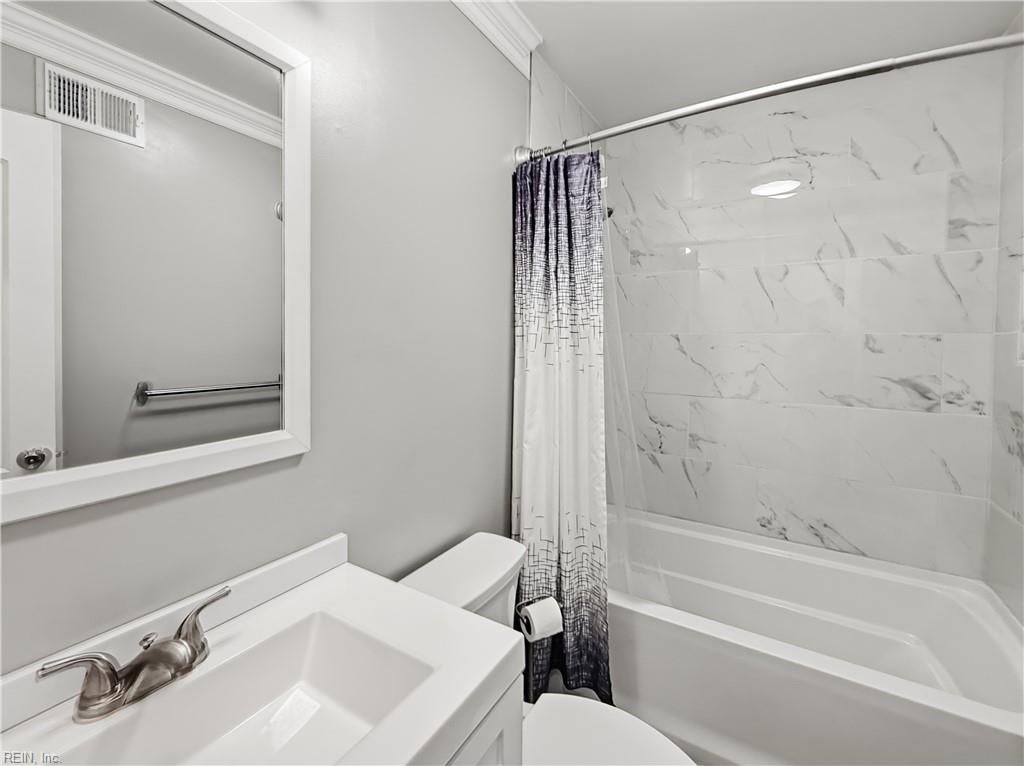 307 Beacon Hill CT