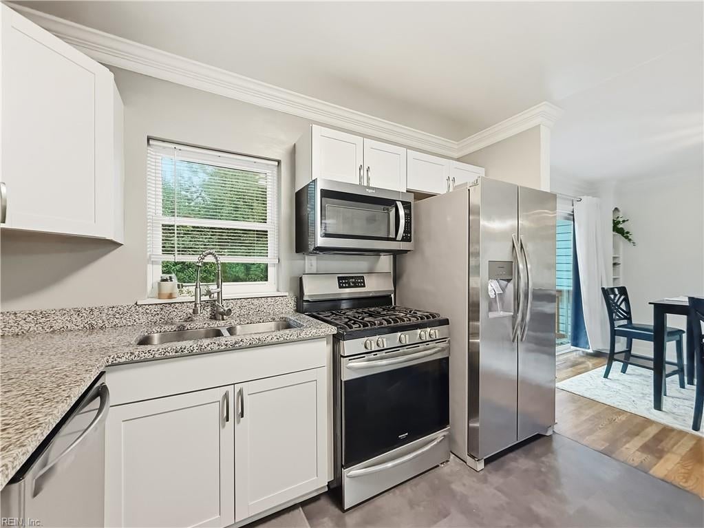 307 Beacon Hill CT