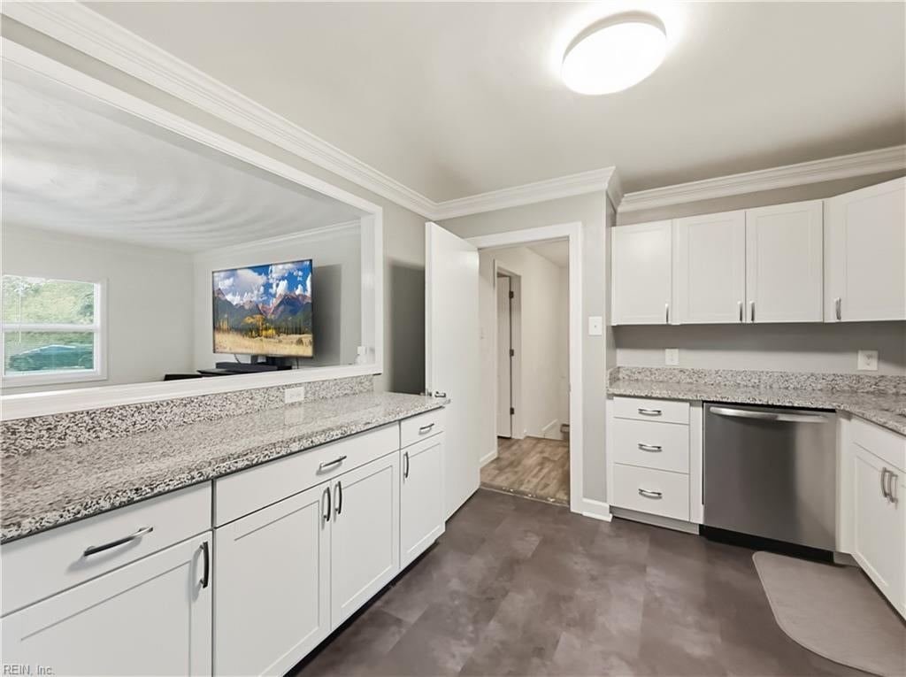307 Beacon Hill CT