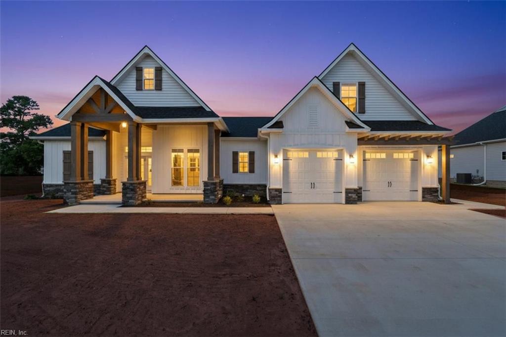 109 Lands End DR