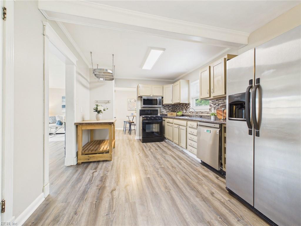 3033 Pewter RD