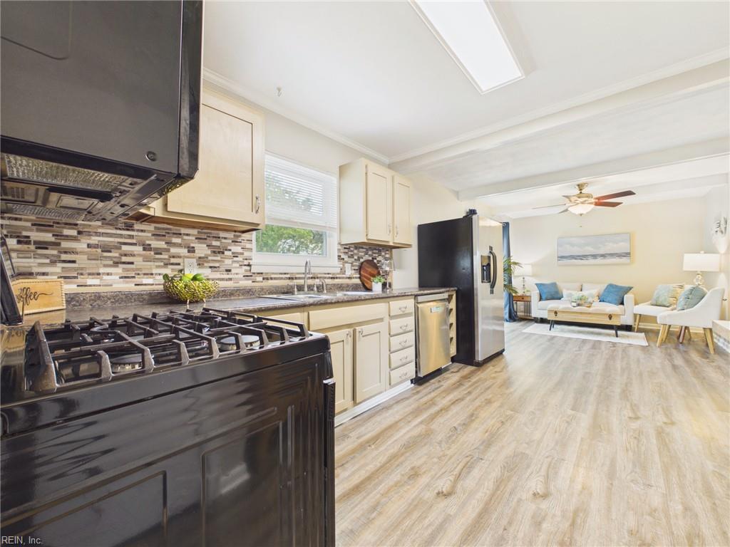 3033 Pewter RD