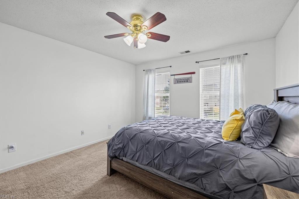 4435 Pelican PT