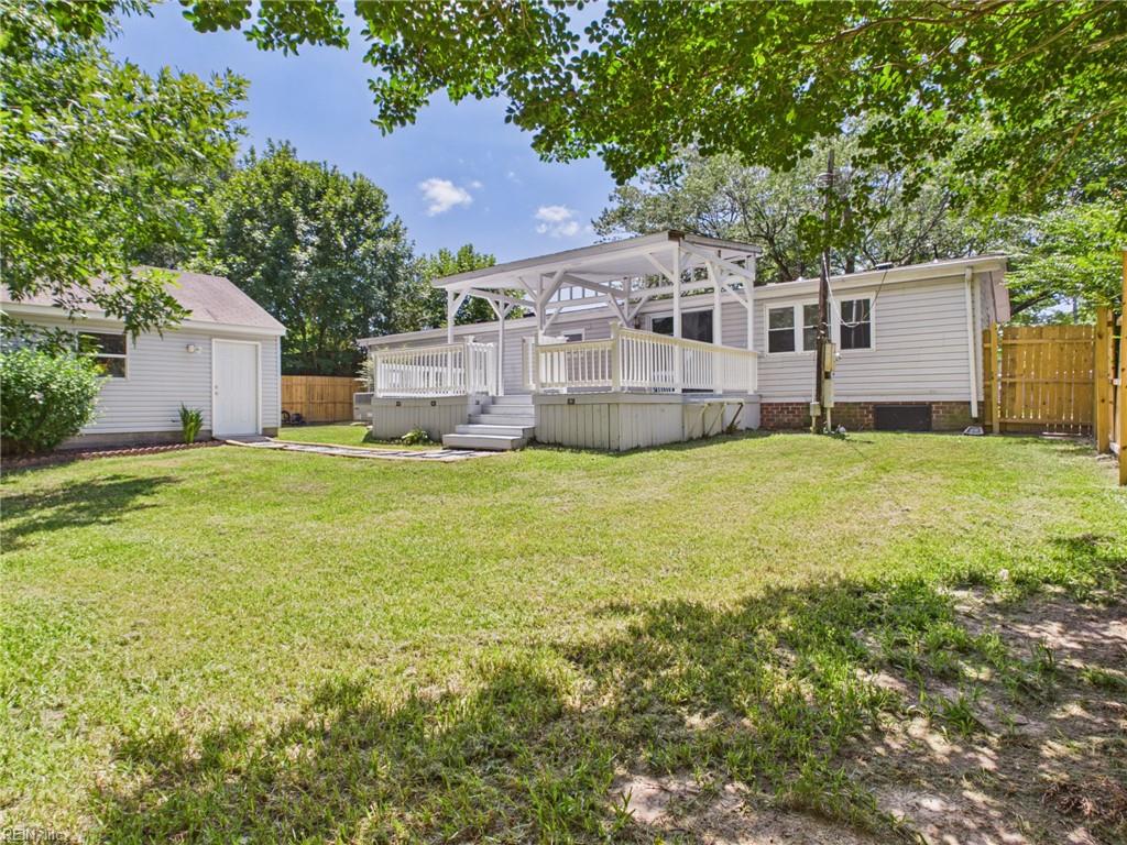 1224 Old Clubhouse RD