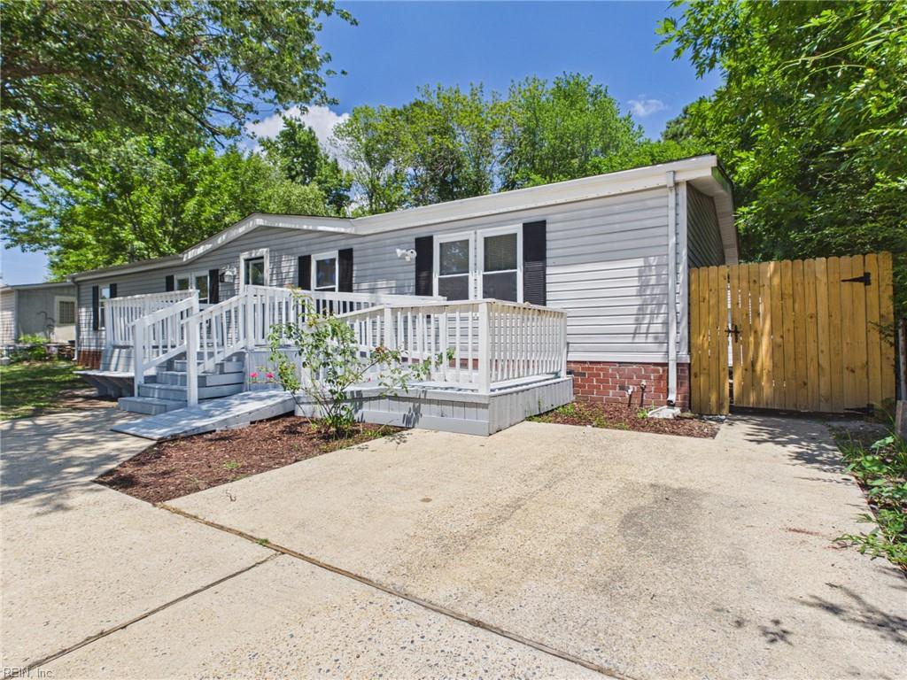 1224 Old Clubhouse RD