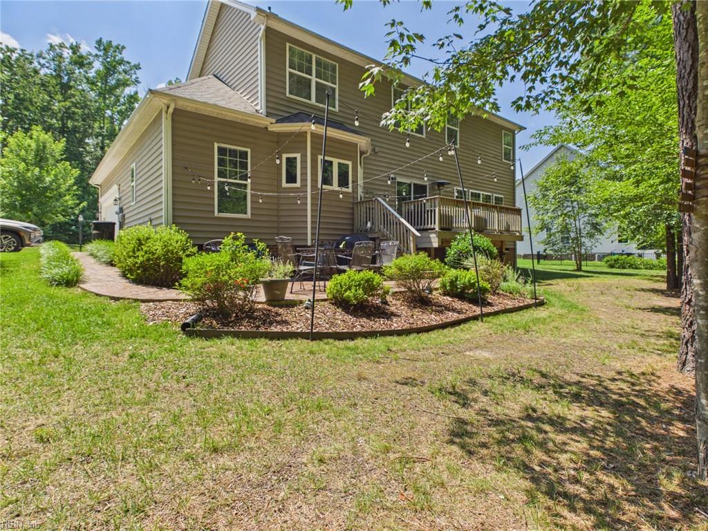 5437 Quarter Horse LN