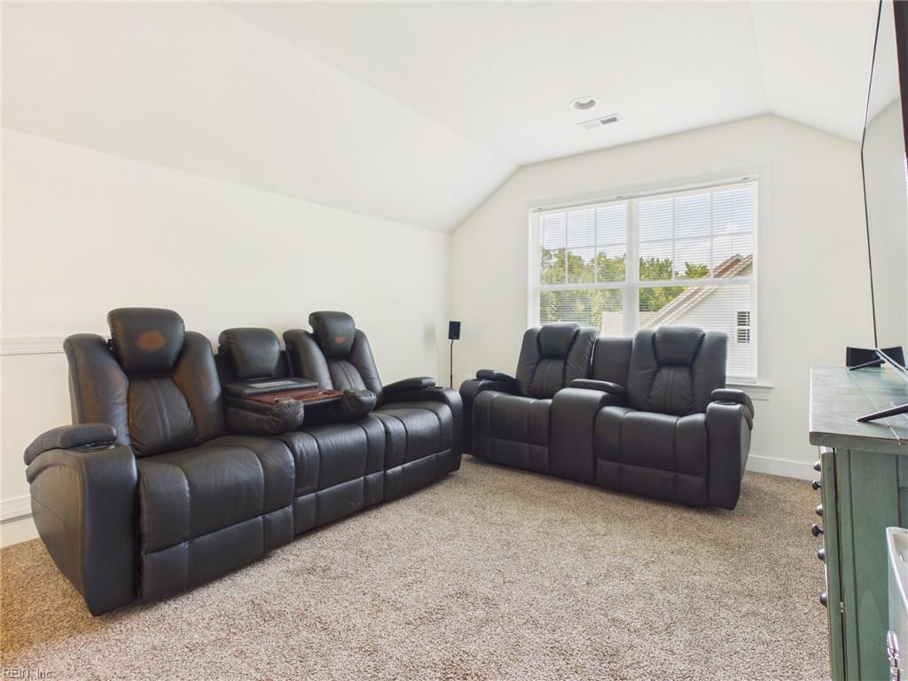 5437 Quarter Horse LN