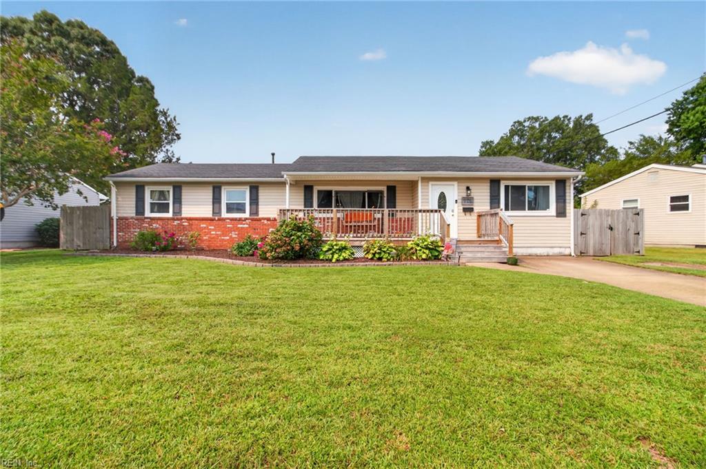 905 Kings Arms DR