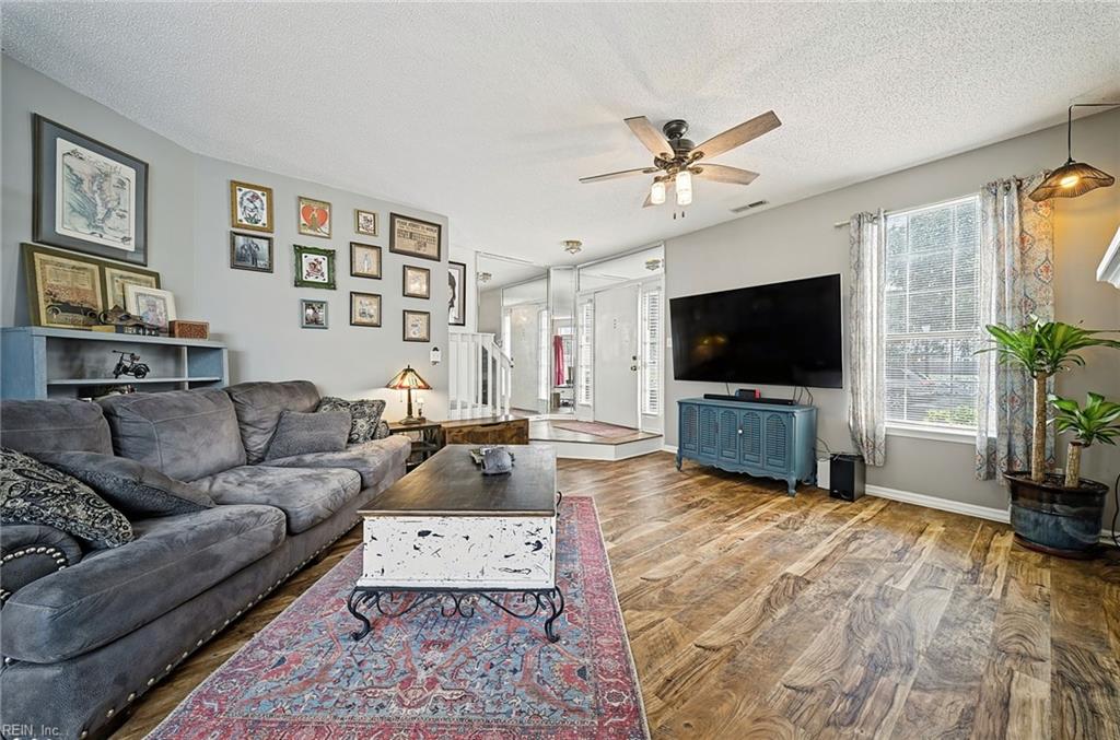 4524 Kidder DR