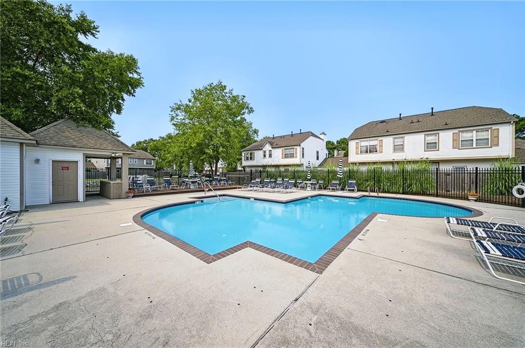 4524 Kidder DR
