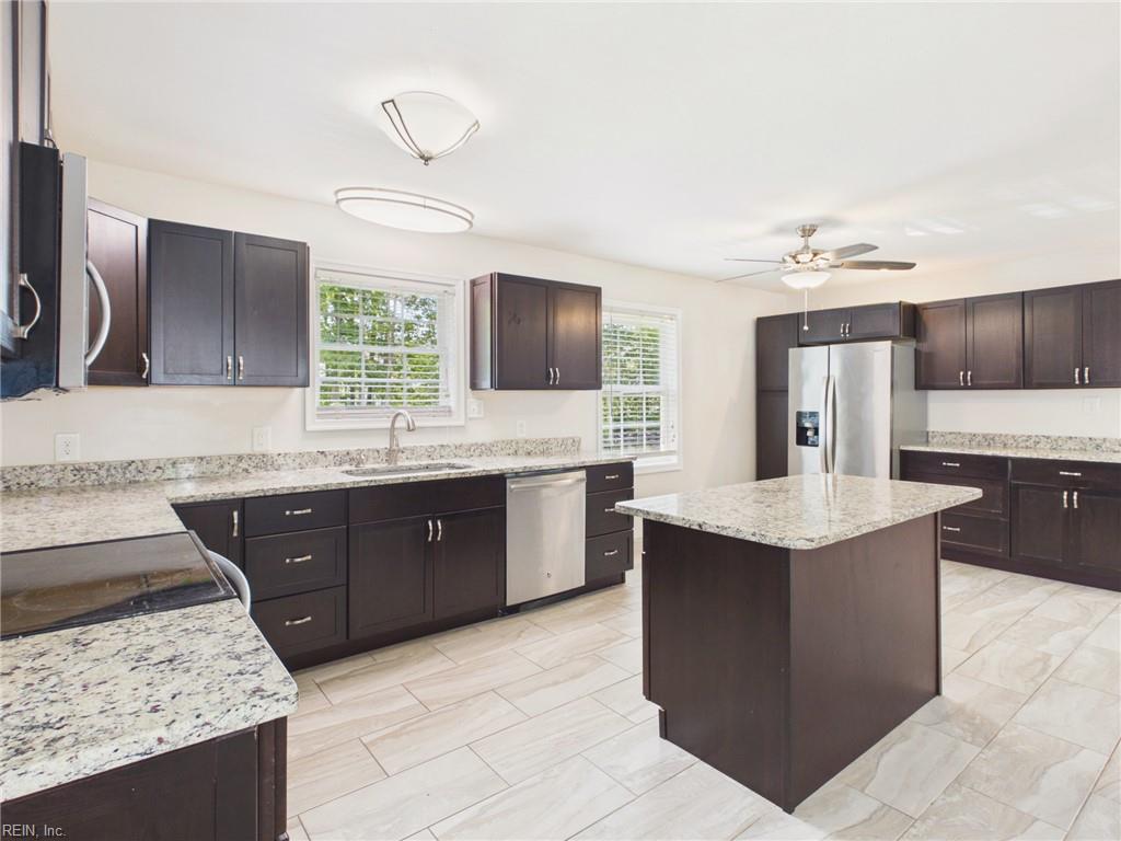 502 Dogwood RD