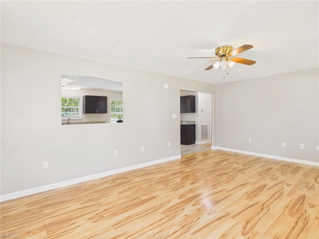502 Dogwood RD