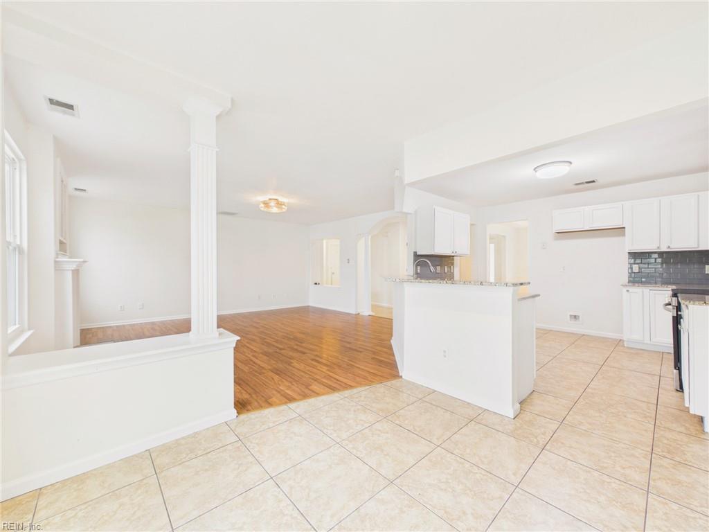 2536 Seven Kings RD