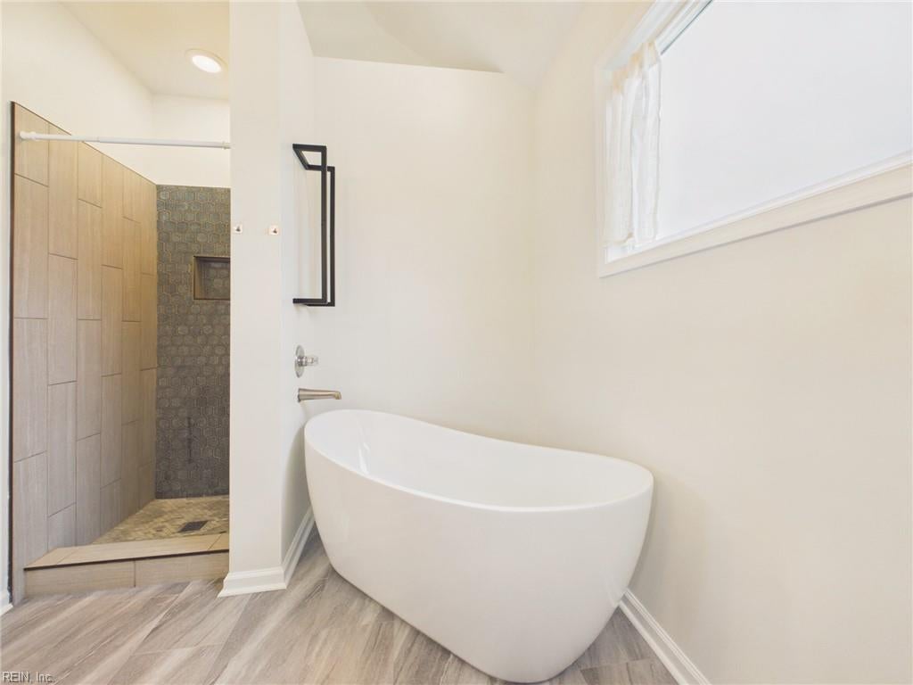 2536 Seven Kings RD