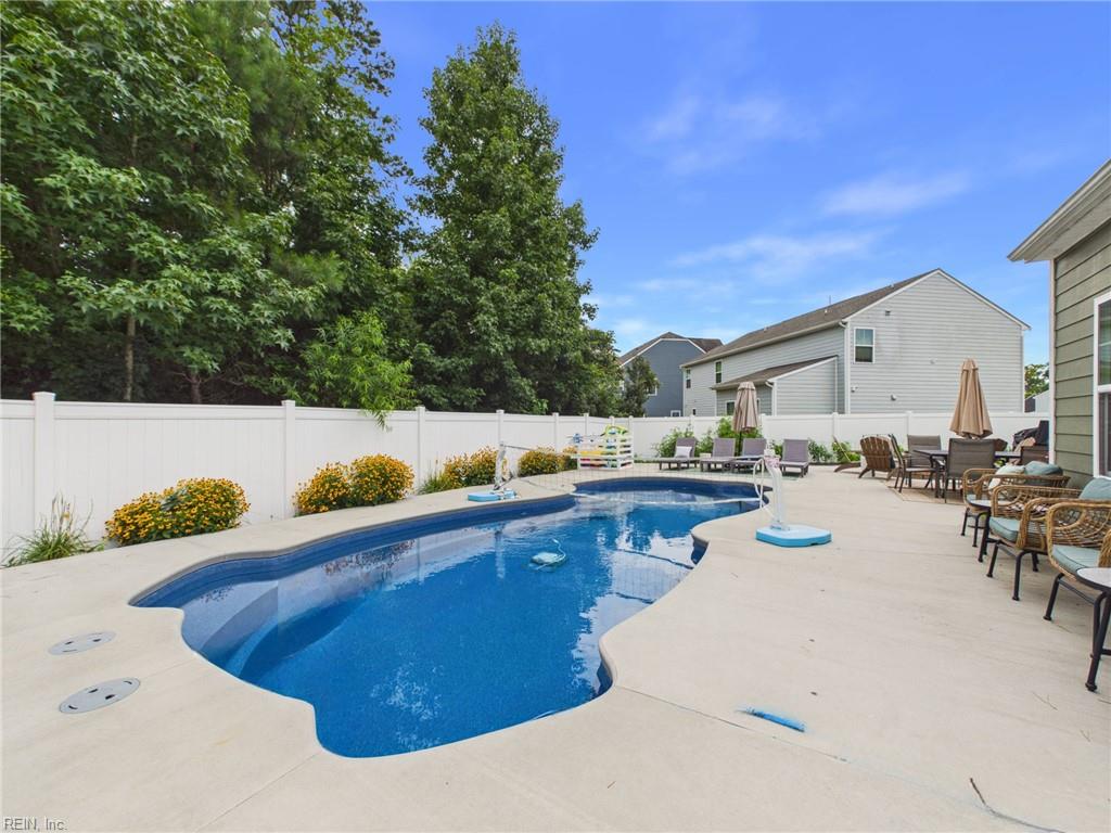 2237 Summer Breeze RD