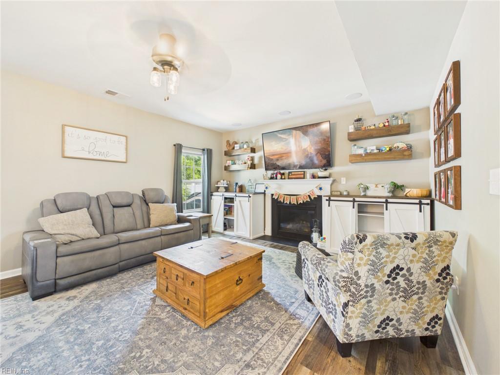 2237 Summer Breeze RD