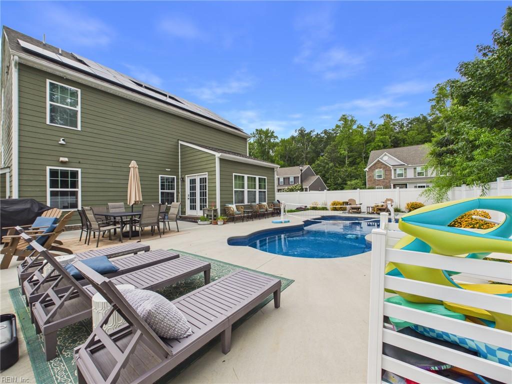 2237 Summer Breeze RD