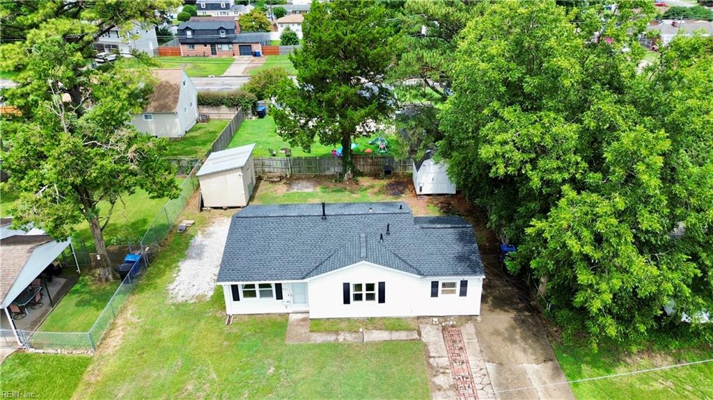 4920 Bark LN