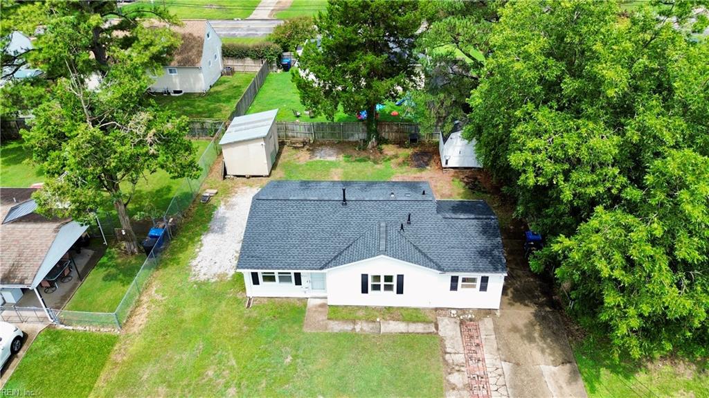 4920 Bark LN