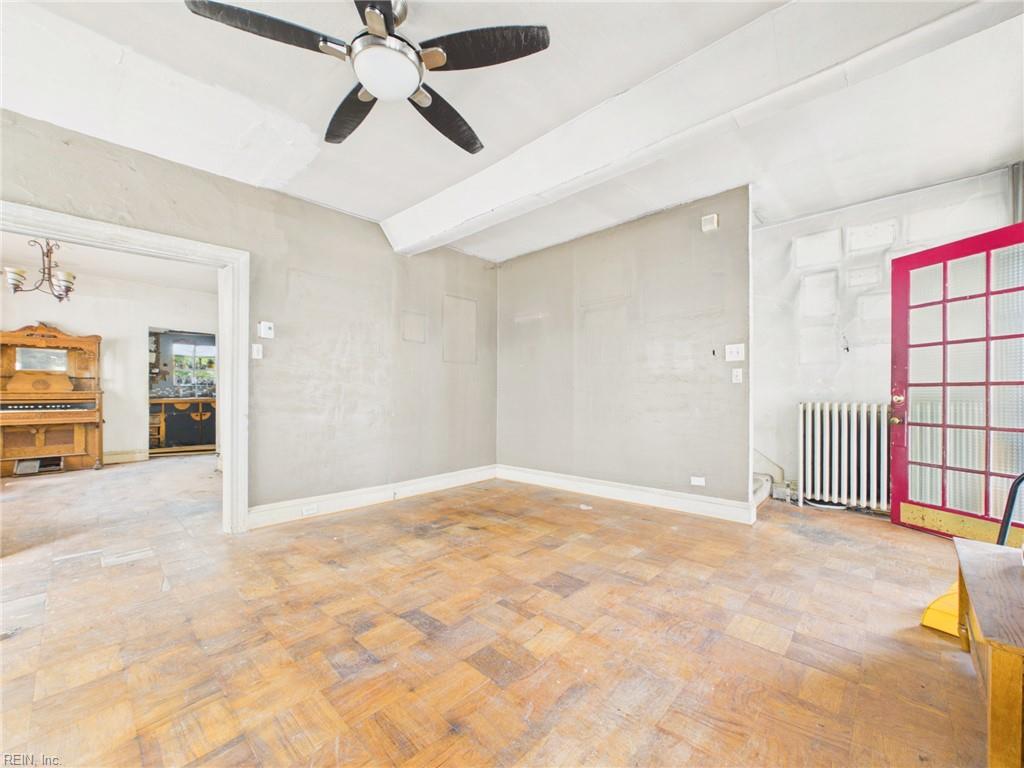 534 Virginia AVE