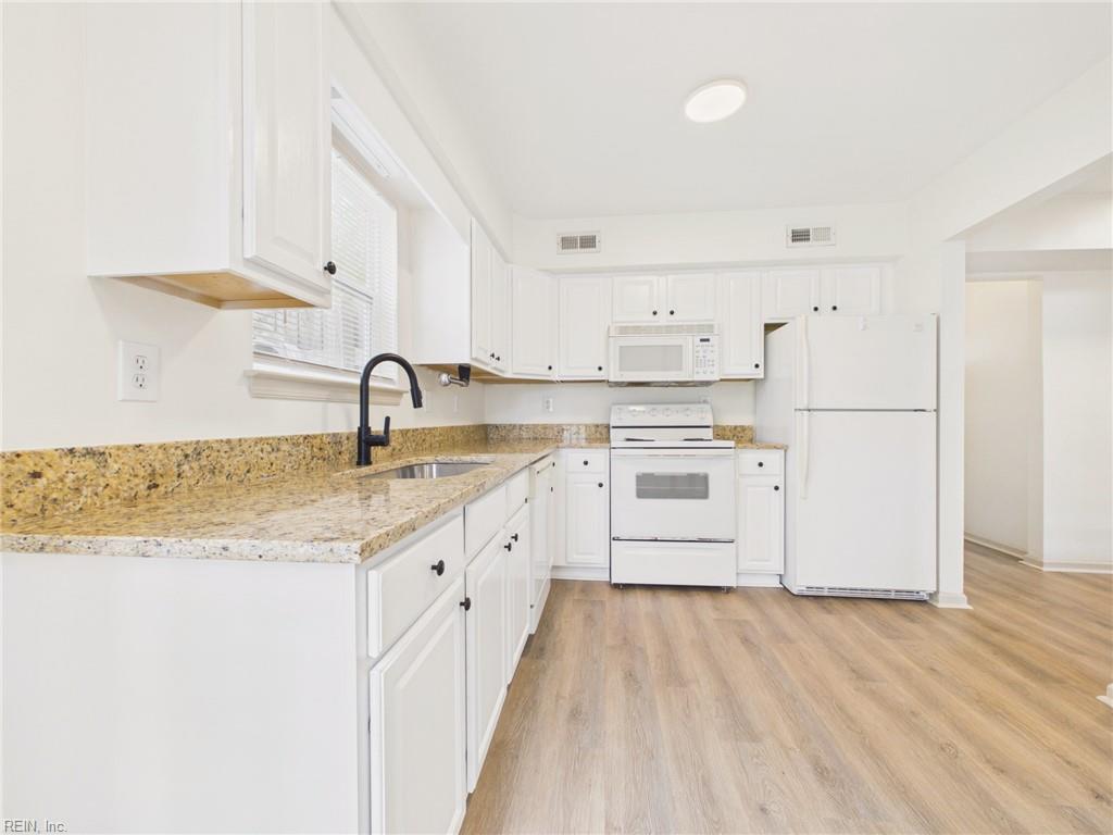 1769 Aquamarine DR