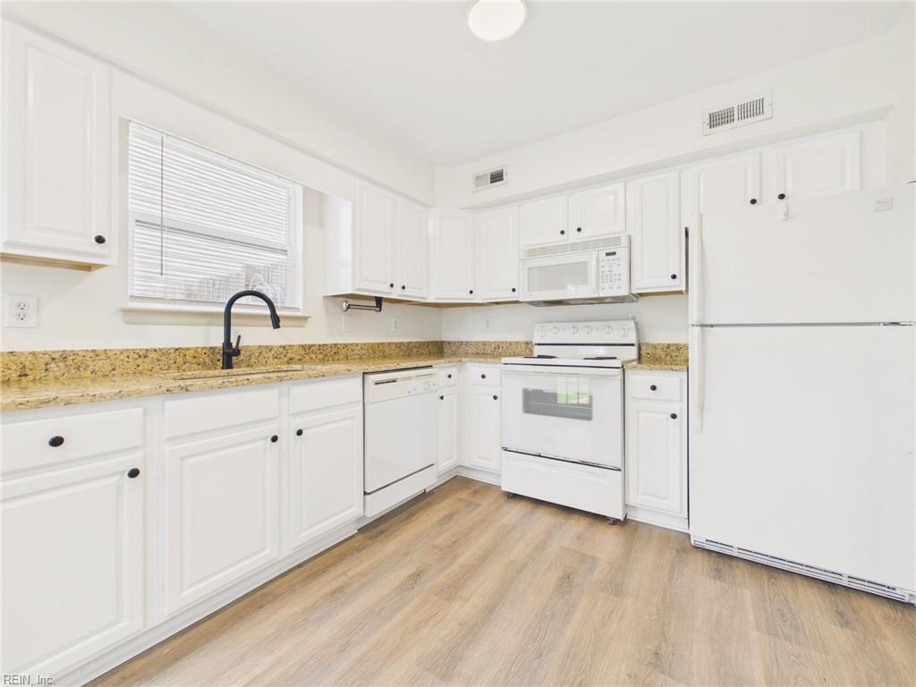 1769 Aquamarine DR