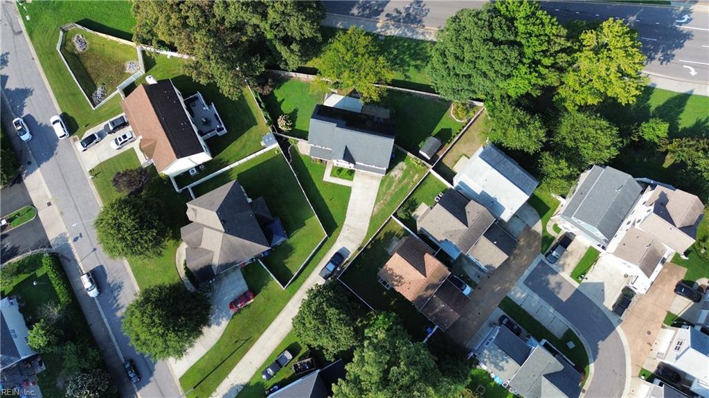 869 Shurney LN