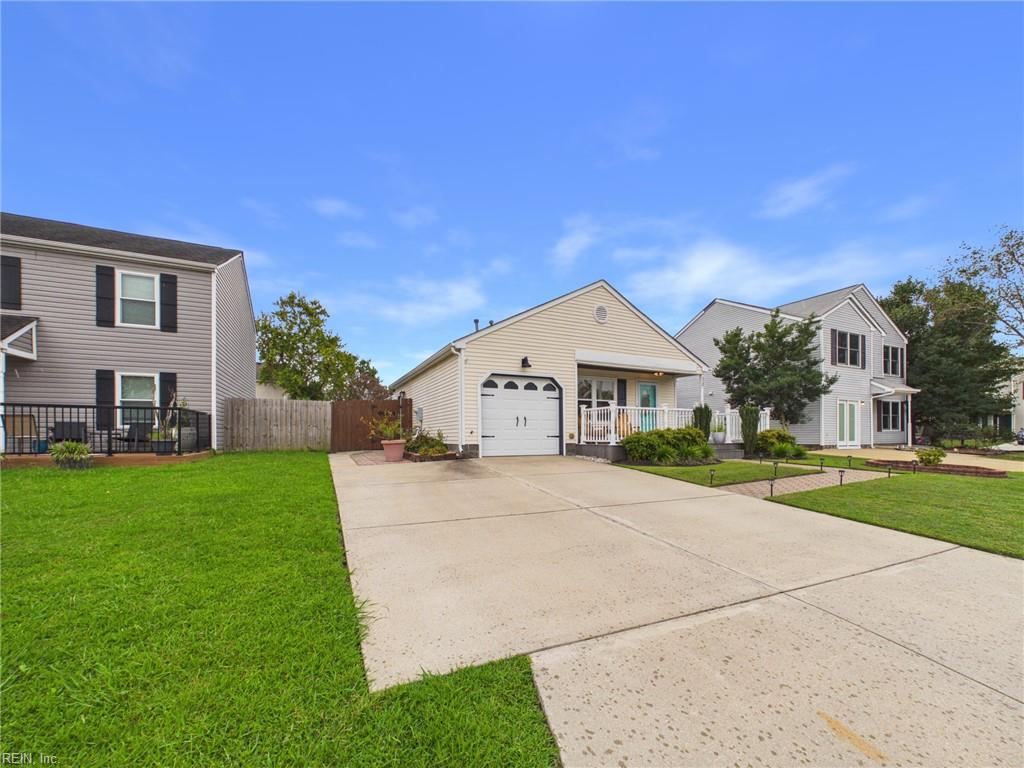 525 Hillshire WAY